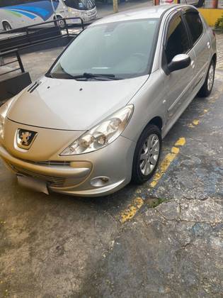 PEUGEOT 207 1.6 XS 16V FLEX 4P AUTOMÁTICO PEUGEOT 207 1.6 XS 16V FLEX 4P AUTOMÁTICO